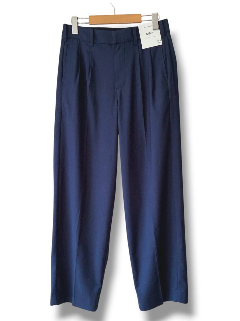 Abercrombie & Fitch Men’s Baggy Trousers in Navy Size 29X32 (See measurements)